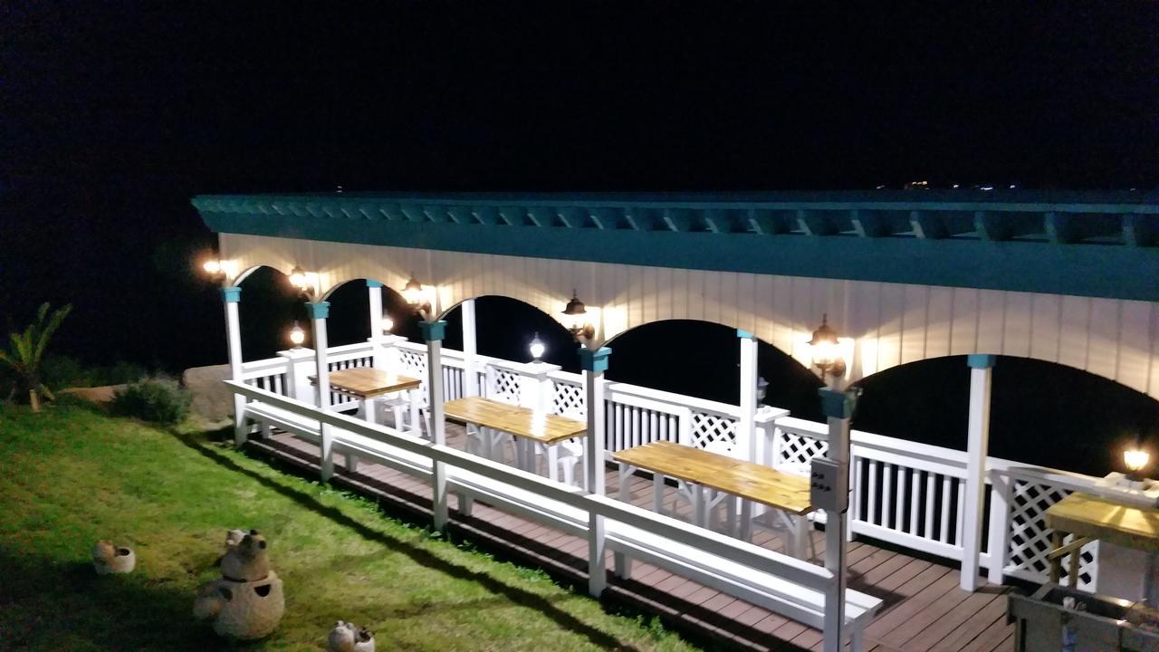 Jeju The Ocean Hill Pension Seogwipo Exterior photo
